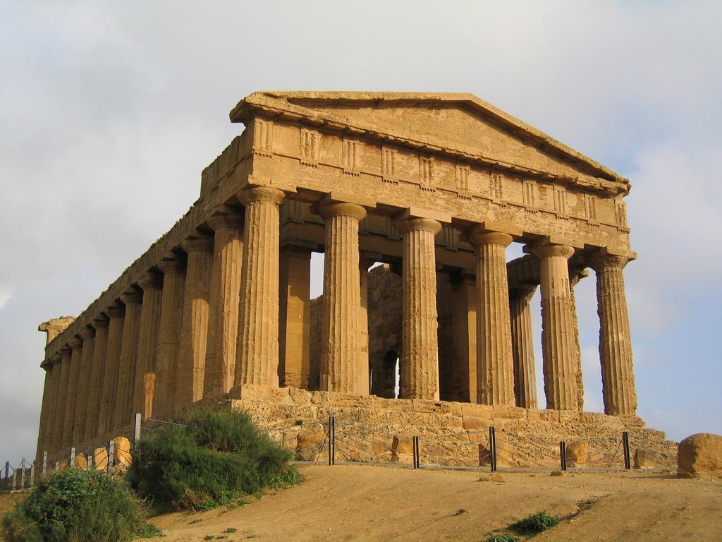 Attico Panoramico Agrigento Apartment Bagian luar foto